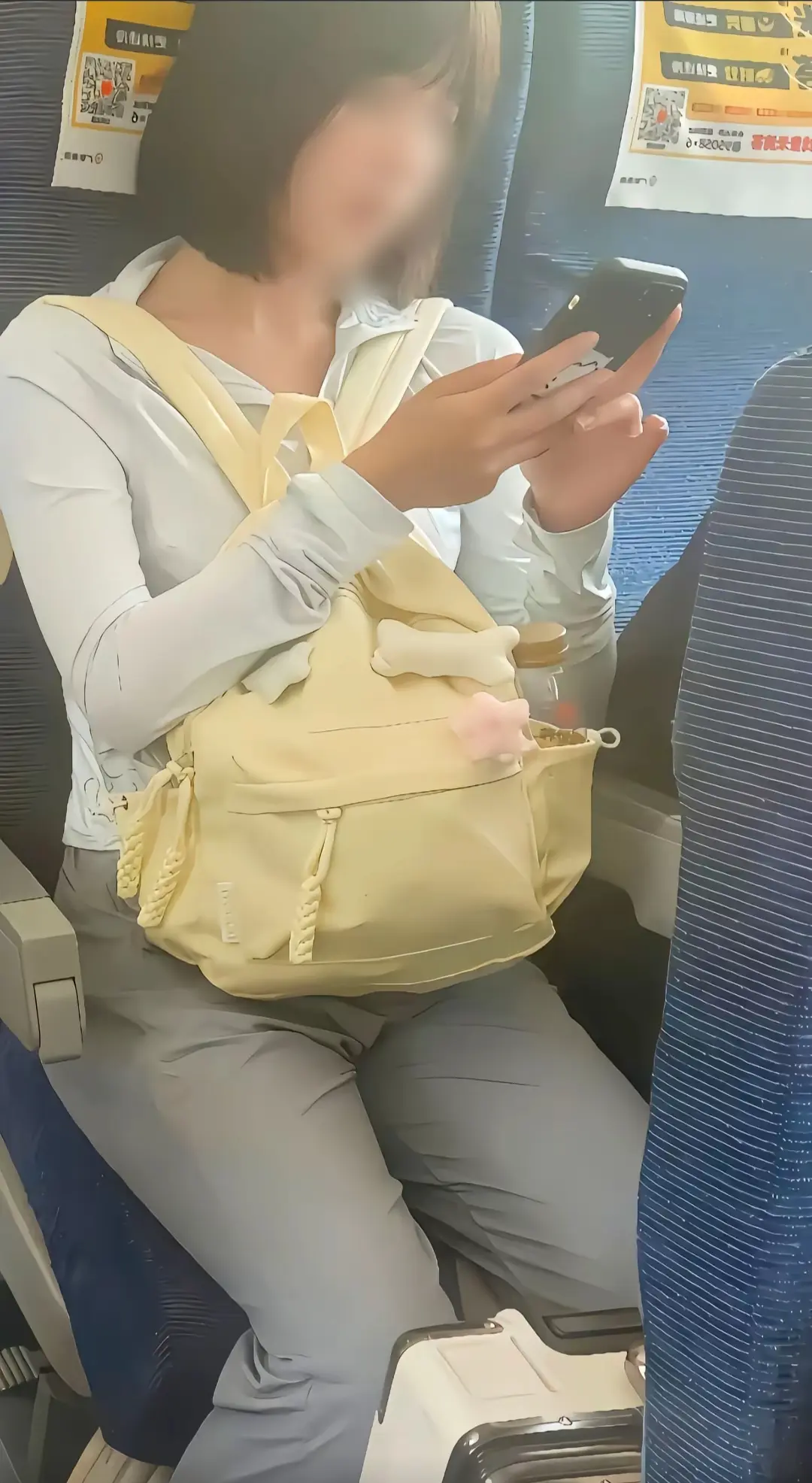 《高铁女孩视频》完整合集_高铁短发女孩实拍视频_1080P高清画质在线观看_支持夸克网盘/百度云下载