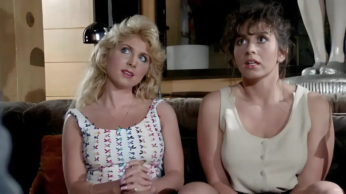 《美丽小蜜桃》超清画质无删减全集_国语中字免费在线观看_手机/平板/电视多端适配_百度网盘+夸克云盘双线路下载