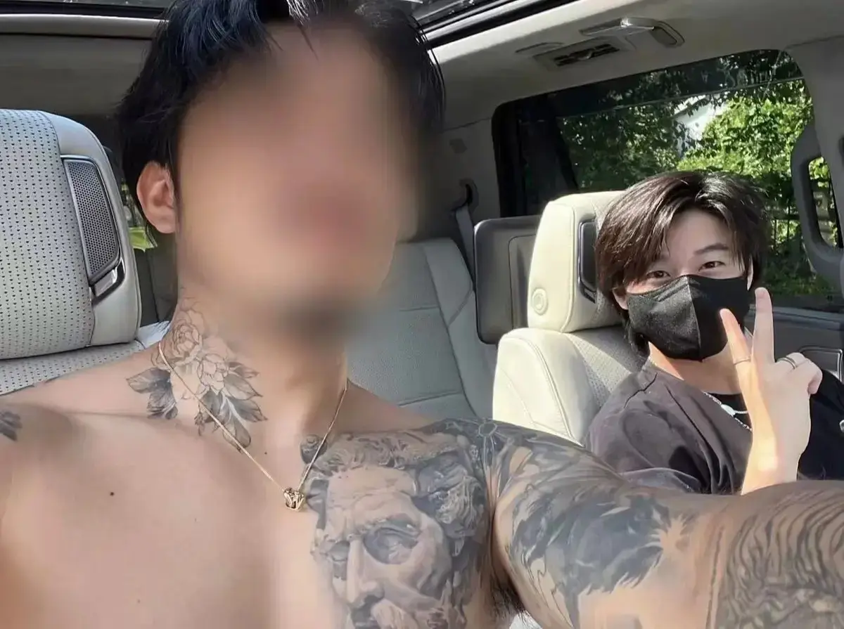 花臂凉太与花臂老师纪录片《花臂夫妇》1080P超清播放_纹身工作室爱情故事完整收录_手机电脑均可流畅观看无广告_记录纹身师夫妇工作与生活的暖心点滴