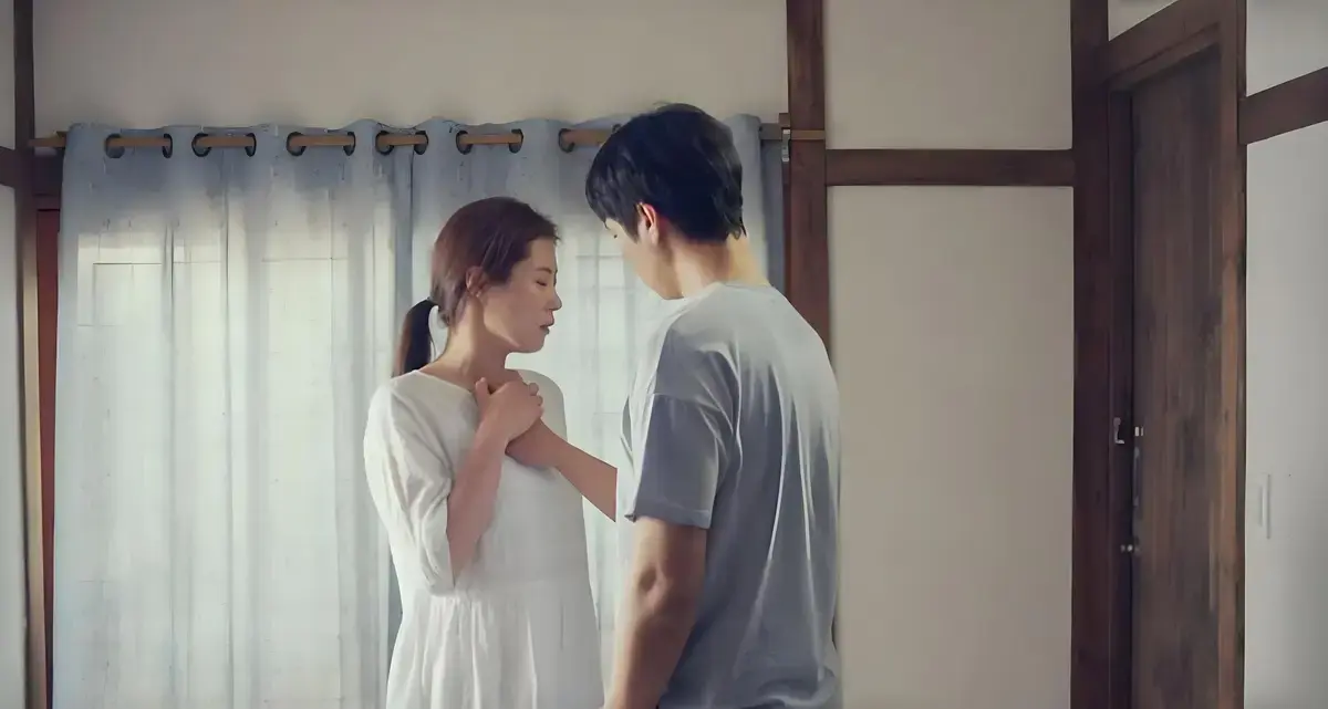 韩国电影《出轨》未删减版高清在线观看-出轨HD中字免费观看完整版-出轨无广告超清资源分享