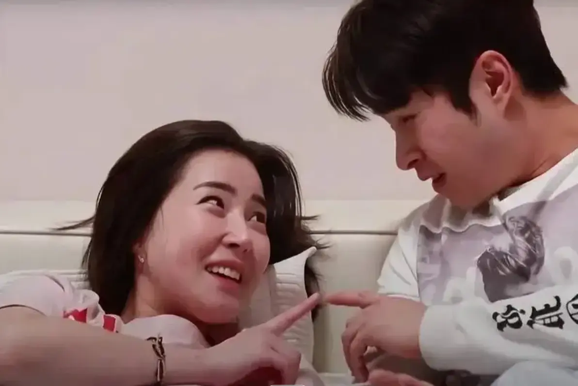 《善良的女朋友》韩国爱情电影HD高清版-温暖治愈系纯爱物语全网首播-善良的女朋友无删减中文字幕-免费在线观看完整版