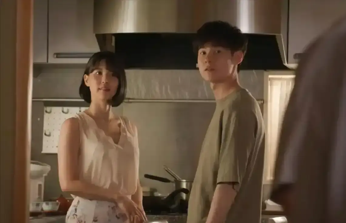 《漂亮的女邻居5》夸克网盘未删减完整版-《漂亮的女邻居5》迅雷云盘法语中字