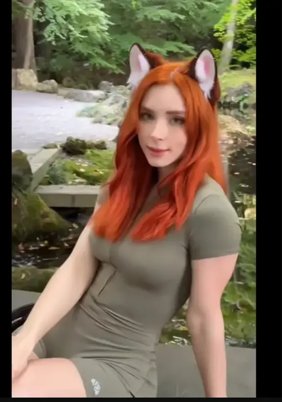 甜狐,SweetieFox,俄罗斯甜心狐狸,免费在线观看相关资源图片